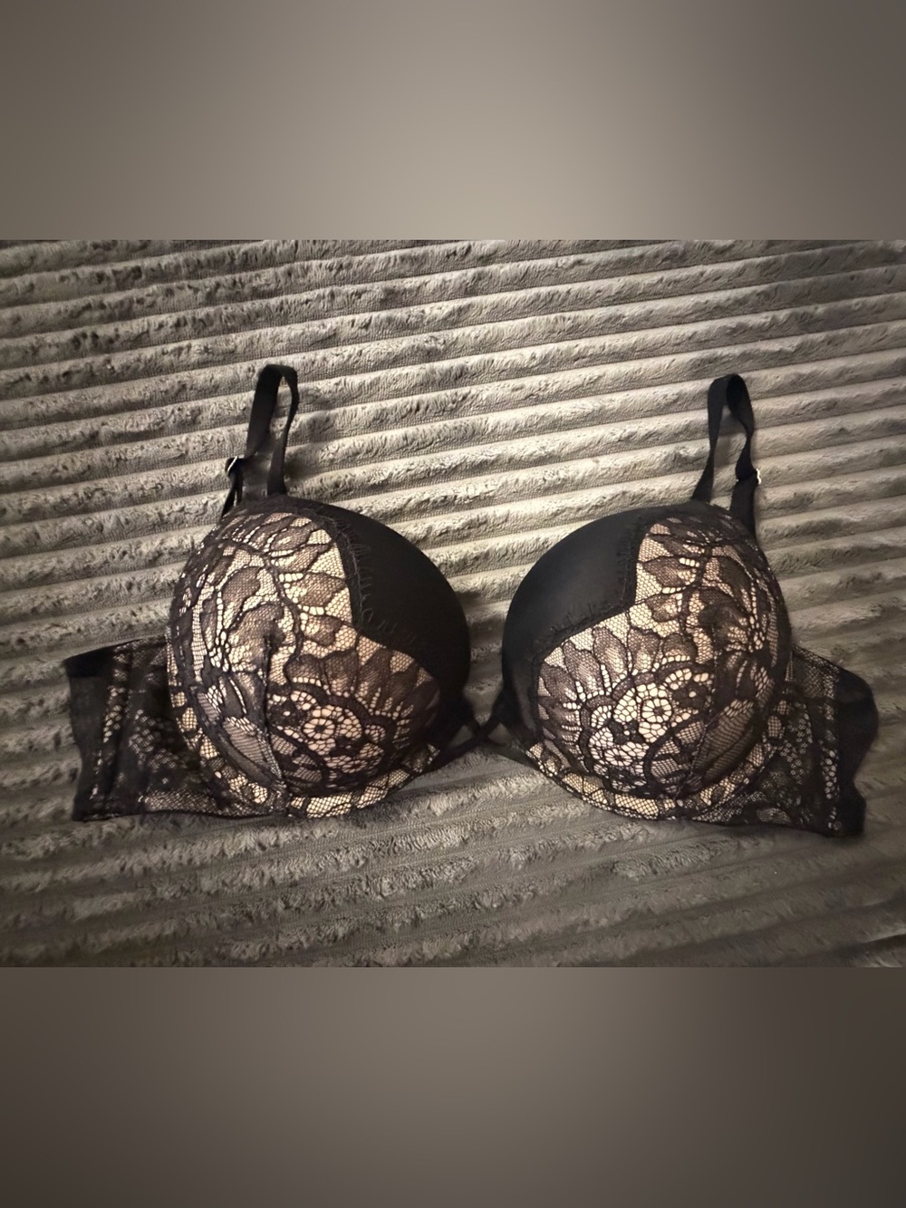 Victoria secret Black Lace Push-Up Bra with  Lining